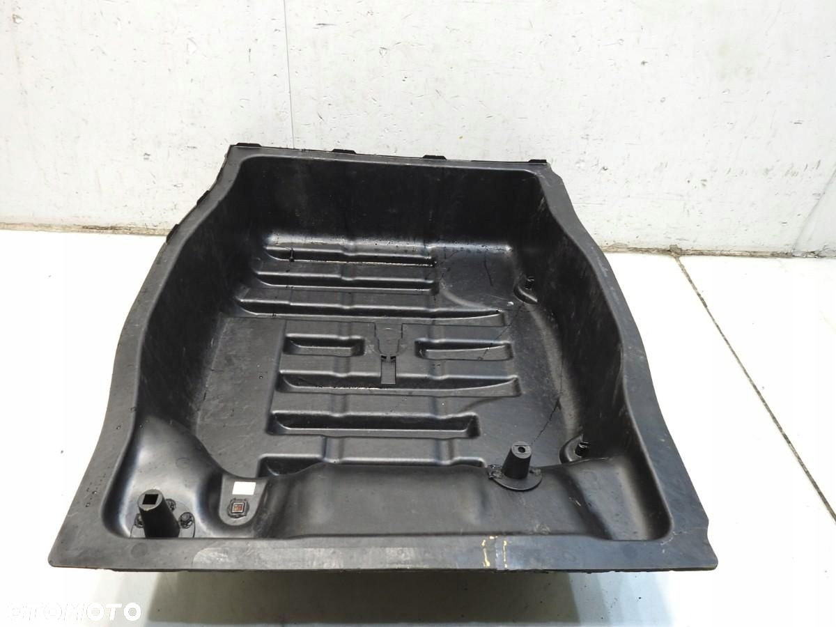 WANNA WNĘKA BAGAŻNIKA VW PASSAT B7 KOMBI 3C0813114D - 7