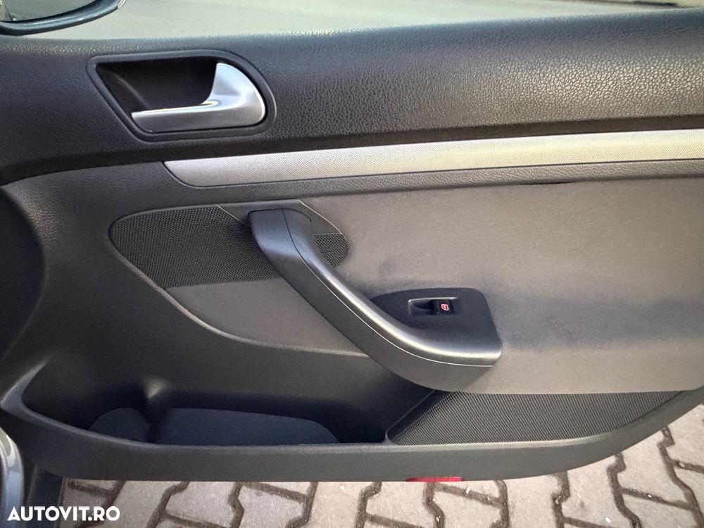 Volkswagen Golf 1.9 TDI DPF Tour - 31