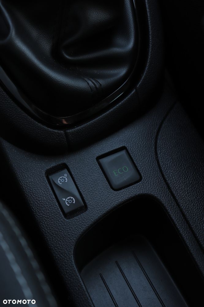 Renault Clio 1.2 Enegry TCe Intens - 32