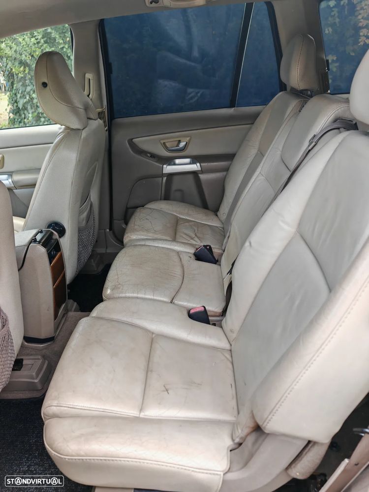Volvo XC 90 2.4 D5 7L Nivel 3 - 18