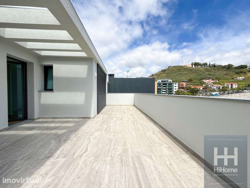 Penthouse T4 com piscina privativa no Amparo, Funchal - Grande imagem: 3/47