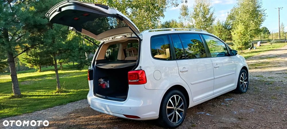 Volkswagen Touran 1.6 TDI DPF BlueMotion Technology Life - 11