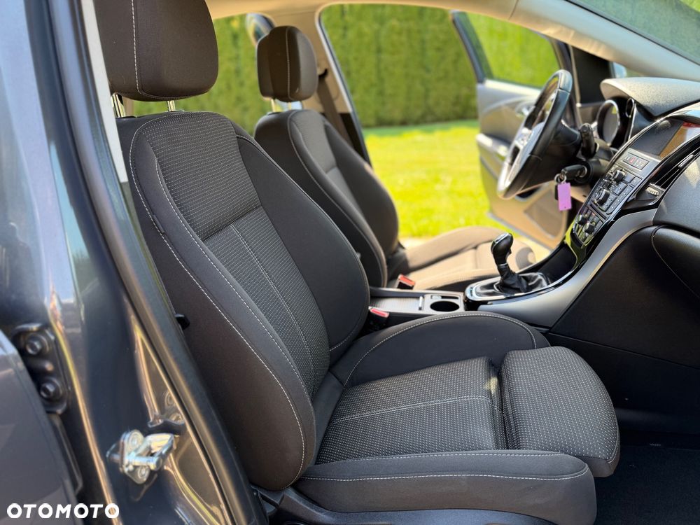 Opel Astra 1.4 Turbo Color Edition - 34
