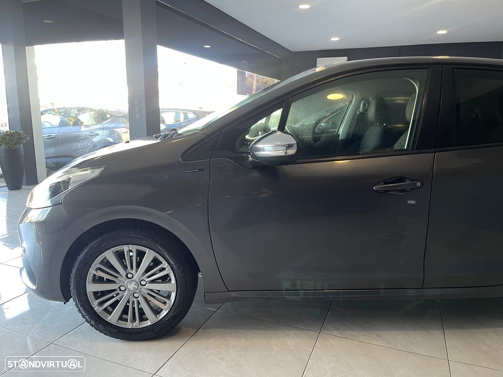 Peugeot 208 1.2 PureTech Signature - 10