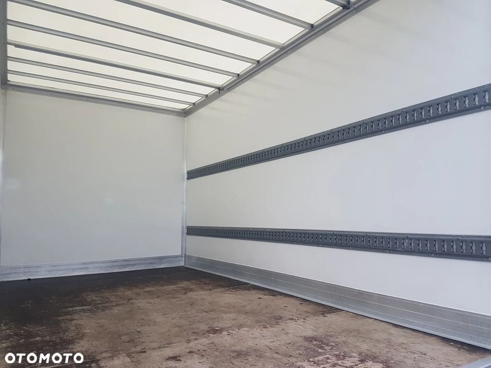 Renault MASTER KONTENER 8EP 4,22x2,23x2,23 KLIMA KRAJOWY MANUAL  6-BIEGÓW DMC 3500 KG - 19