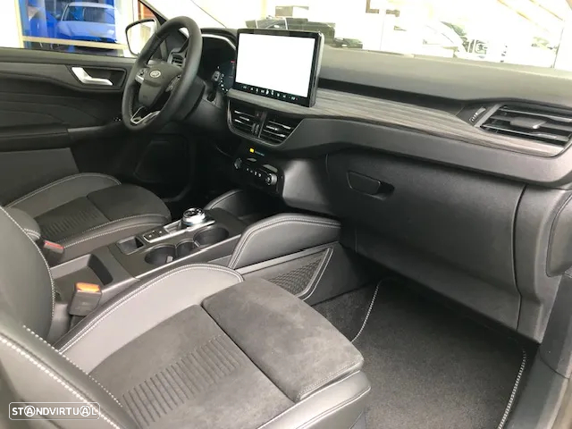 Ford Kuga 2.5 PHEV ST-Line X - 9