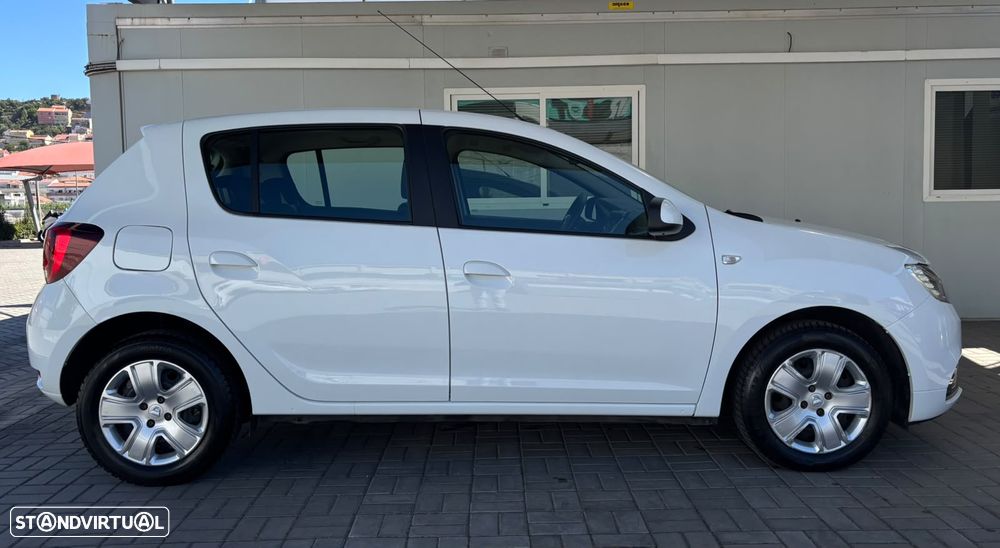 Dacia Sandero - 14