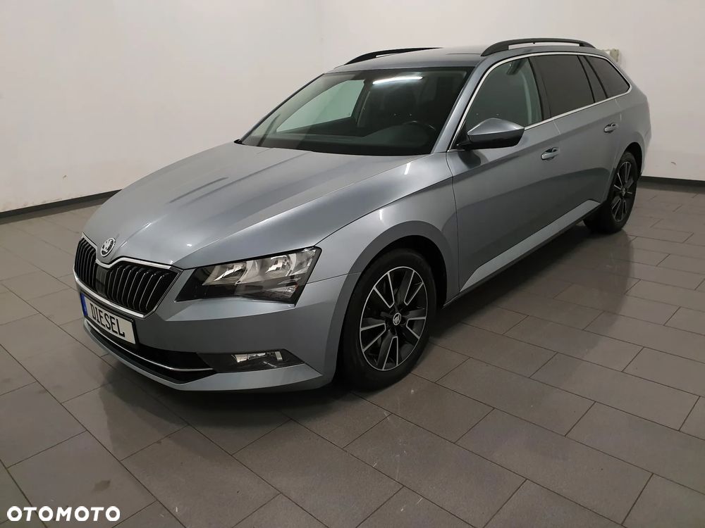 Skoda Superb 2.0 TDI Style - 34