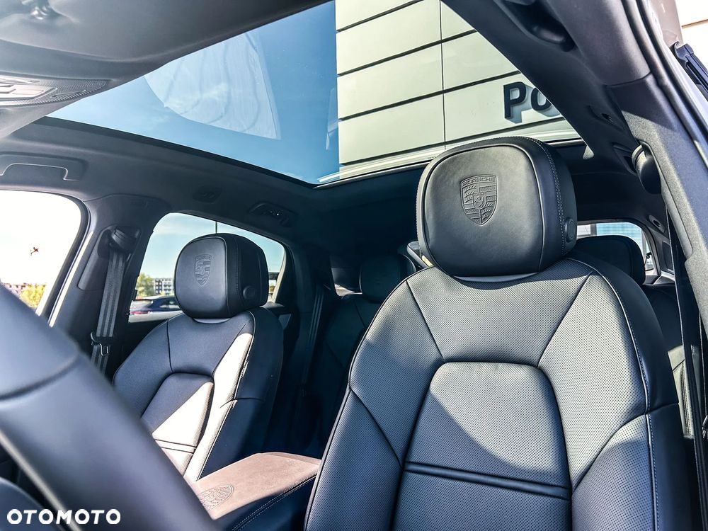 Porsche Cayenne - 19
