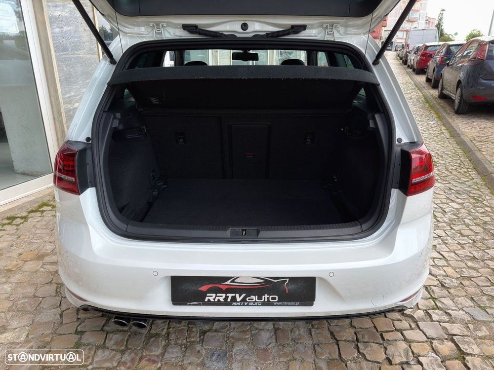 VW Golf 2.0 TDi Highline - 15