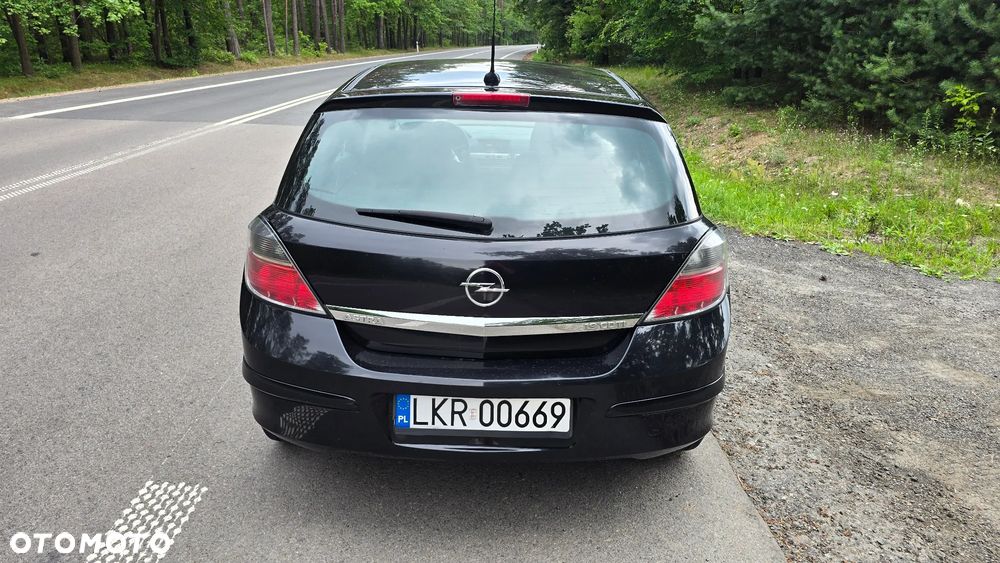 Opel Astra 1.9 CDTI - 6