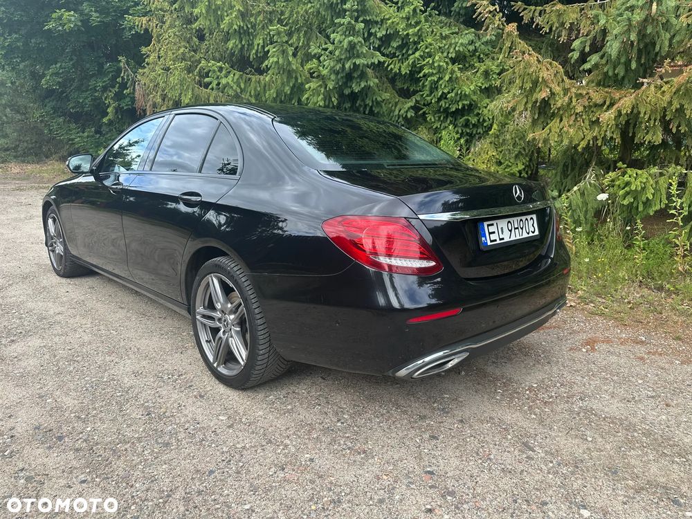 Mercedes-Benz Klasa E 220 d 9G-TRONIC - 10