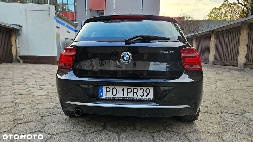 BMW Seria 1 118d Sport Line - 9