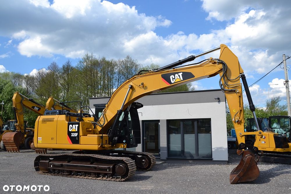 Caterpillar 320 FL - 13
