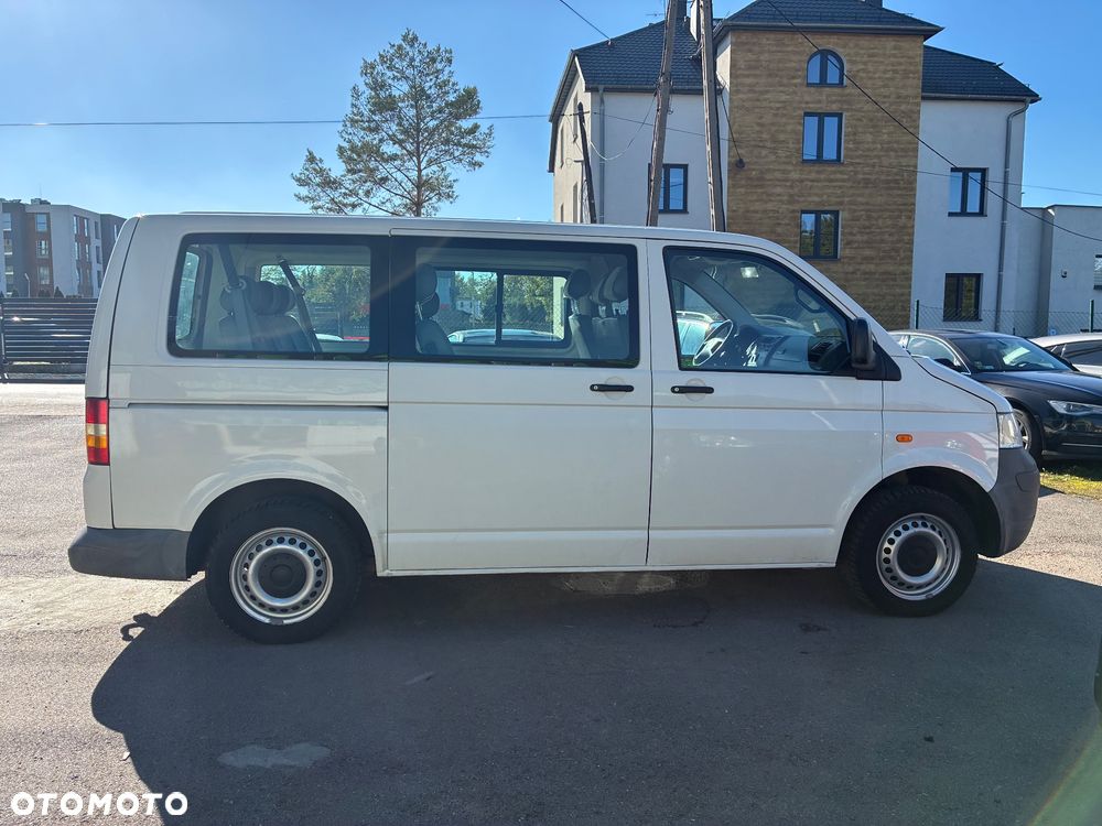 Volkswagen Transporter - 4