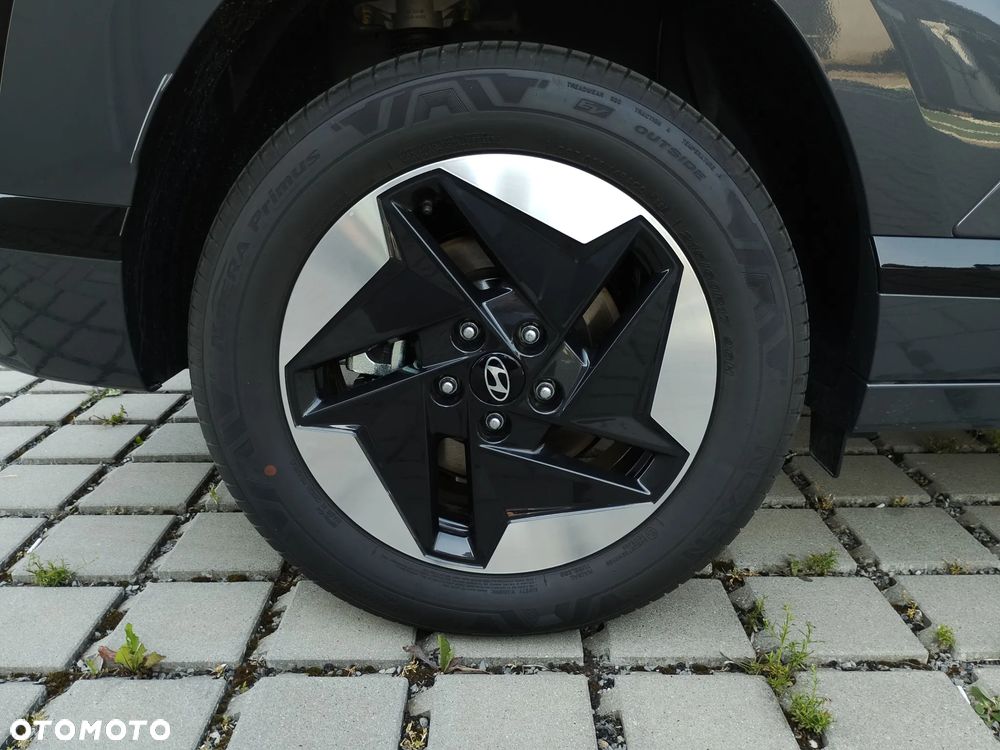 Hyundai Kona 65kWh Executive - 18