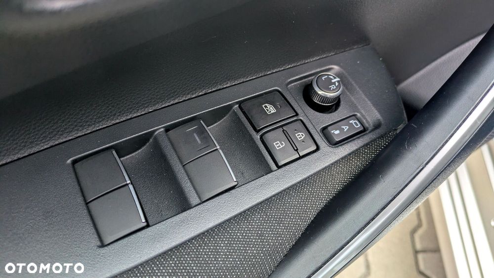 Toyota Corolla 1.8 Hybrid Style - 19