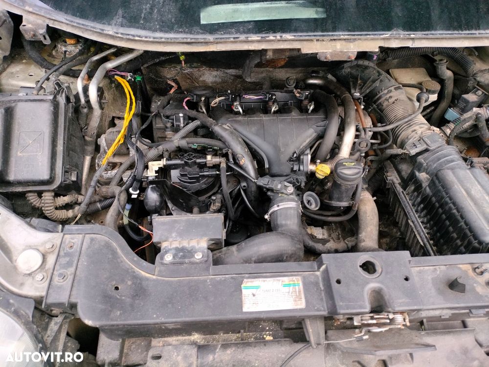 Dezmembrari  Lancia PHEDRA (179)  2002  > 2010 2.0 JTD Motorina - 4