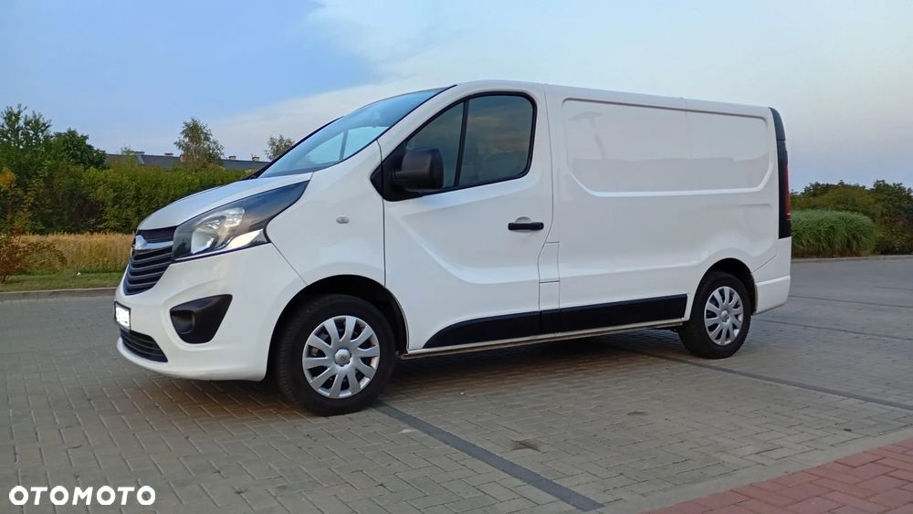 Opel vivaro - 8