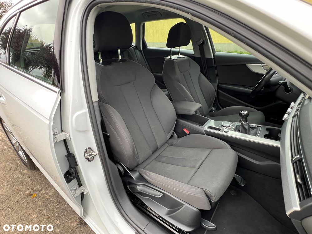 Audi A4 - 12