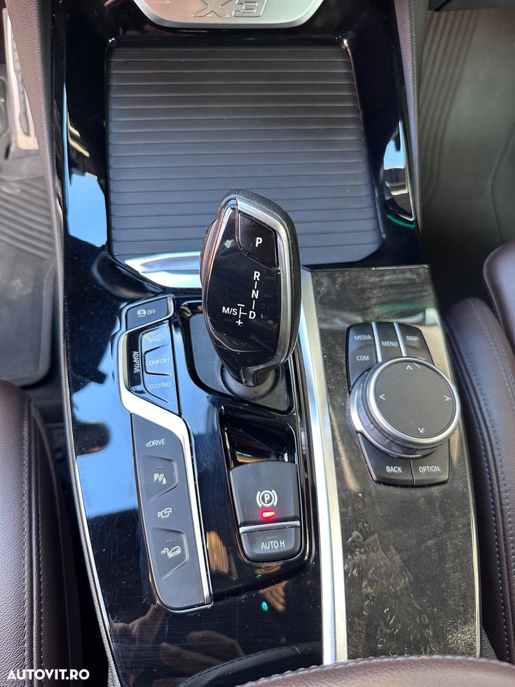 BMW X3 xDrive30e AT PHEV - 13