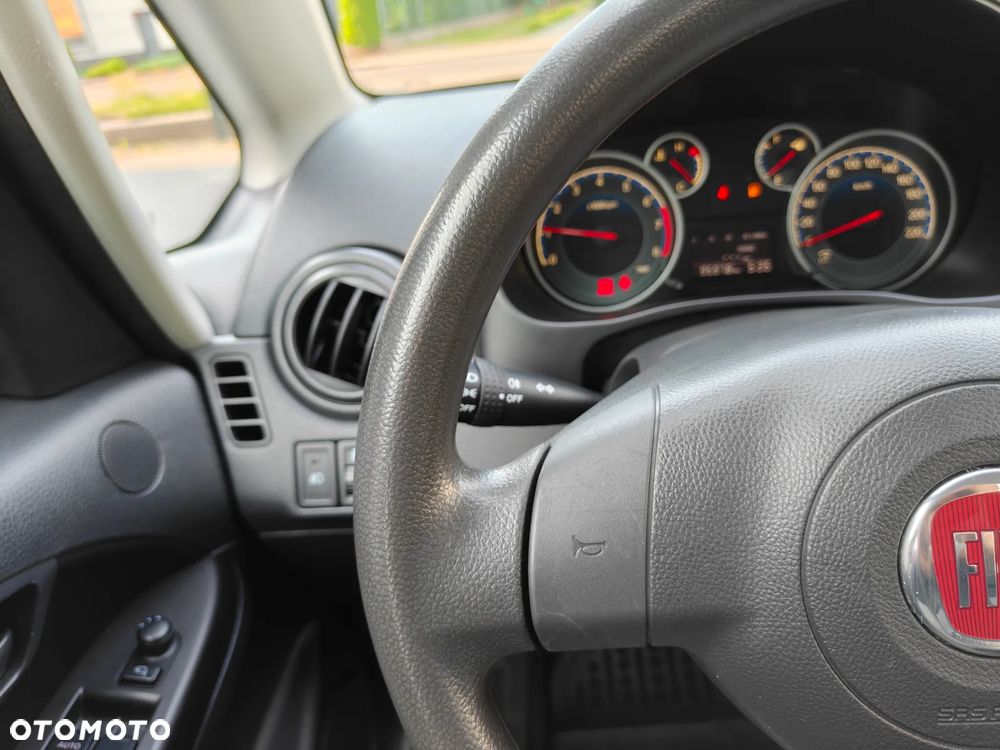 Fiat Sedici - 27
