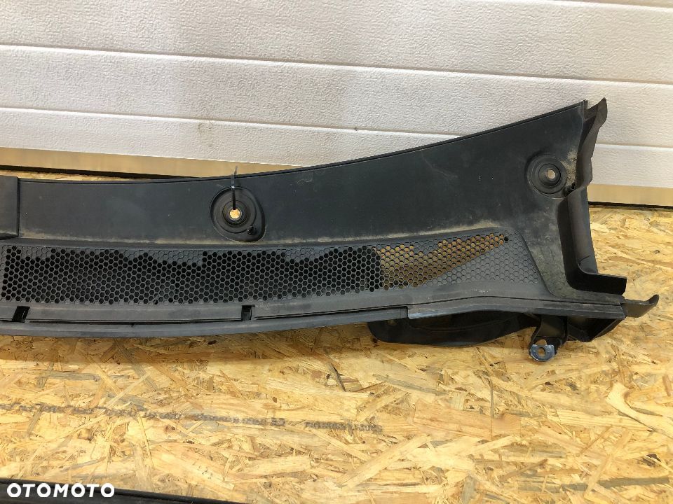 PEUGEOT 3008 II 2016-> PODSZYBIE GÓRNE - 2