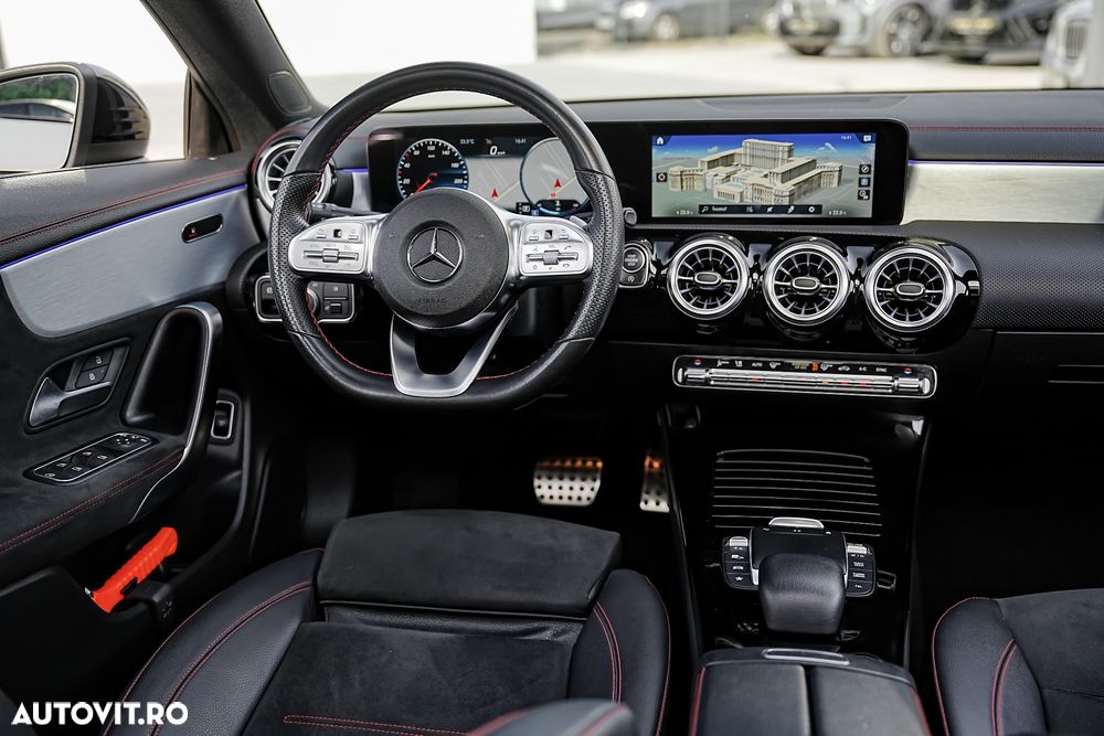 Mercedes-Benz CLA 180 7G-DCT AMG Line Advanced Plus - 28