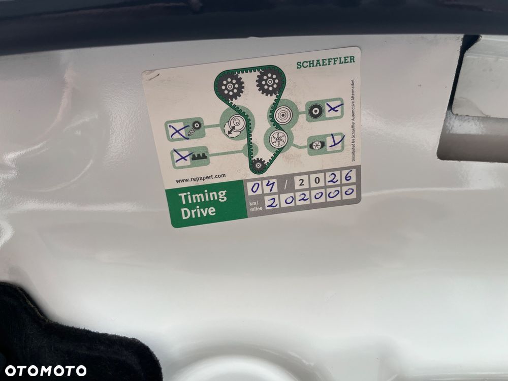 Ford Kuga 2.0 TDCi 4x4 Titanium - 22