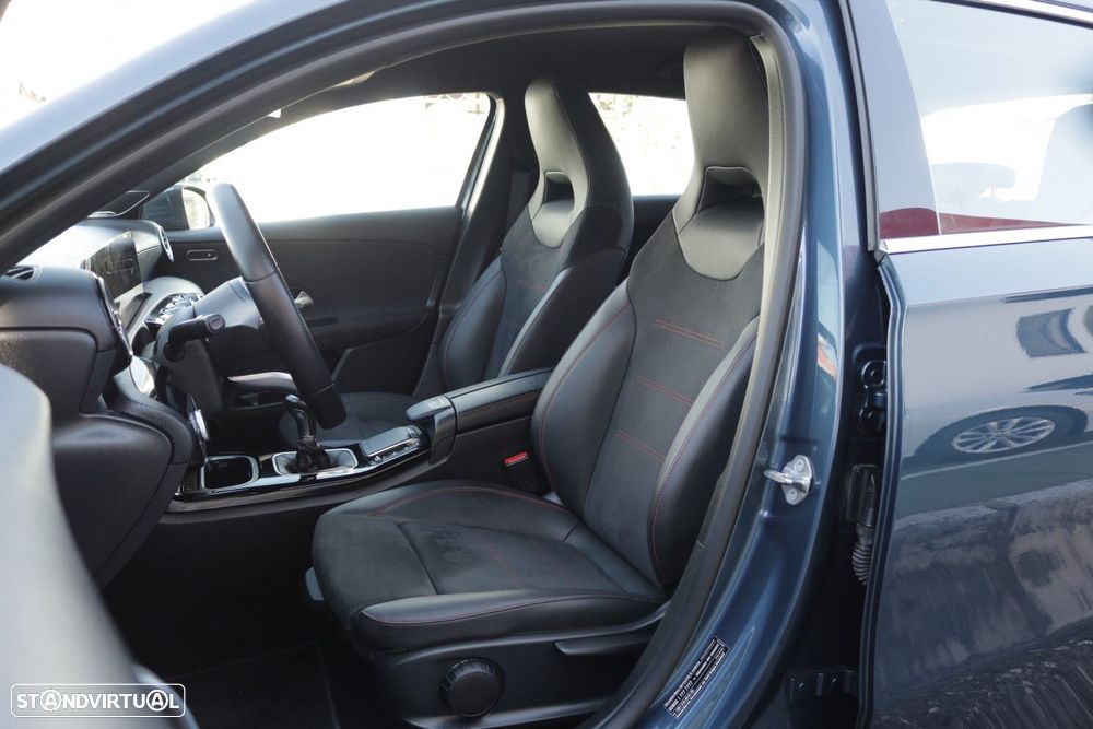 Mercedes-Benz A 180 d AMG Line - 22
