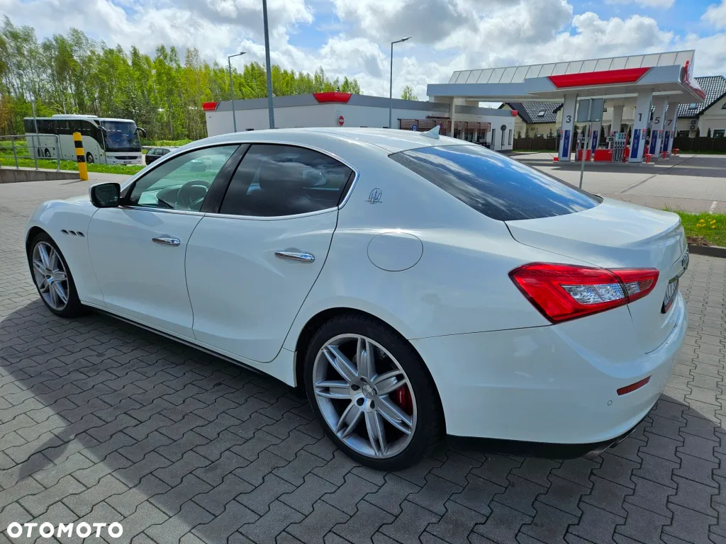 Maserati Ghibli - 8