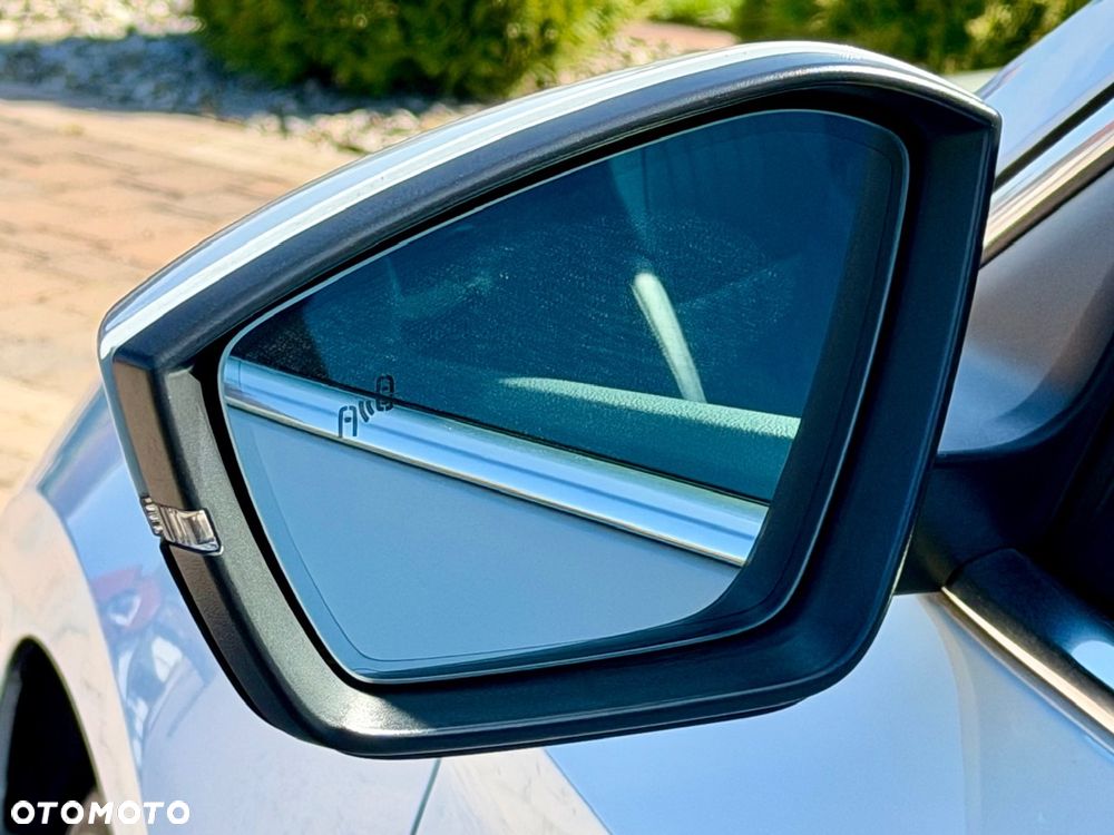 Skoda Superb 2.0 TDI DSG L&K - 18