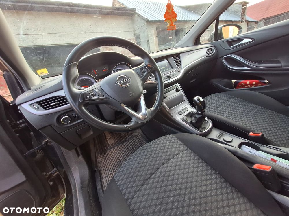 Opel Astra 1.6 CDTI Enjoy - 3