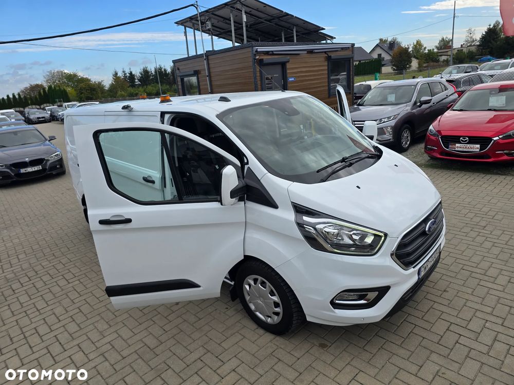 Ford Transit Custom - 32