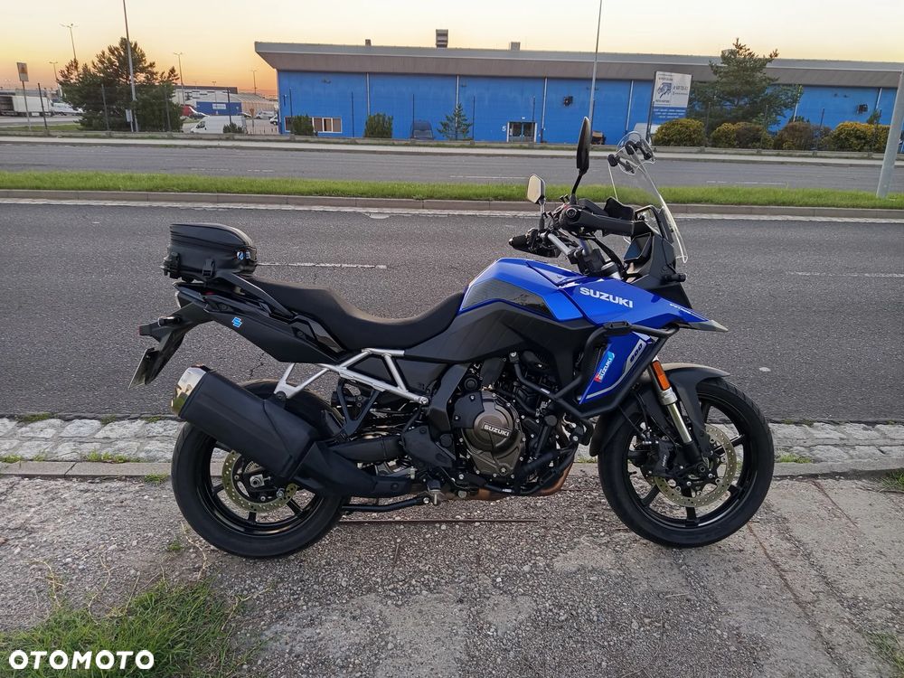 Suzuki V-STROM - 1