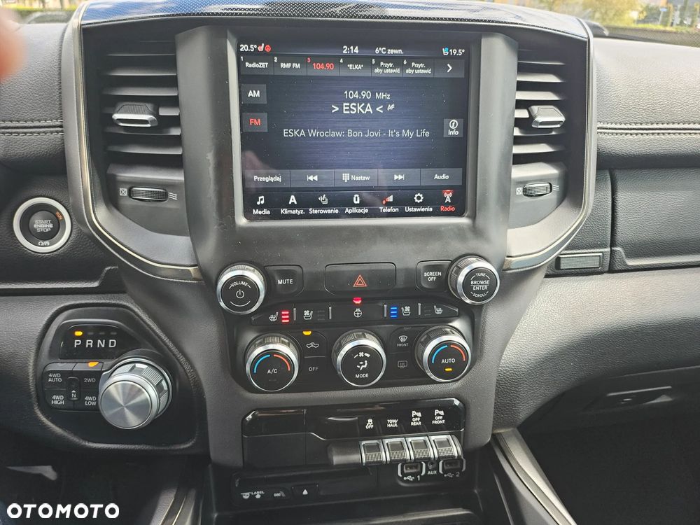 RAM 1500 Crew Cab Shortbed Laramie - 20