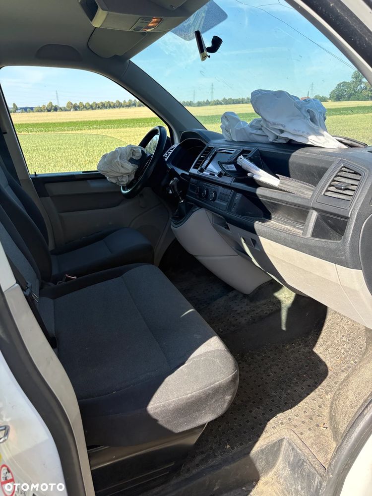 Volkswagen Transporter T6 - 17