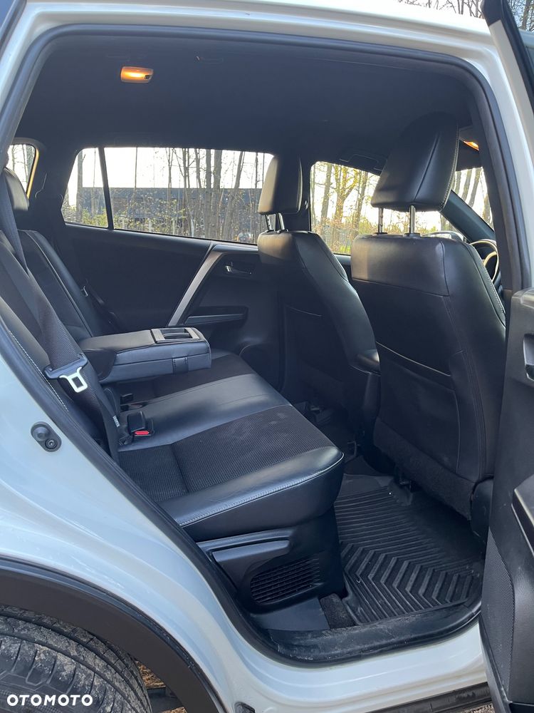 Toyota RAV4 2.5 4x4 Executive - 11