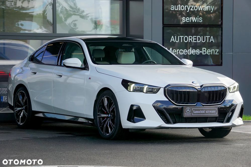 BMW Seria 5 520d xDrive mHEV M Sport - 4