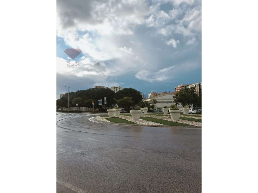 Apartamento T2 no Bonfim - Setúbal - Grande imagem: 2/16