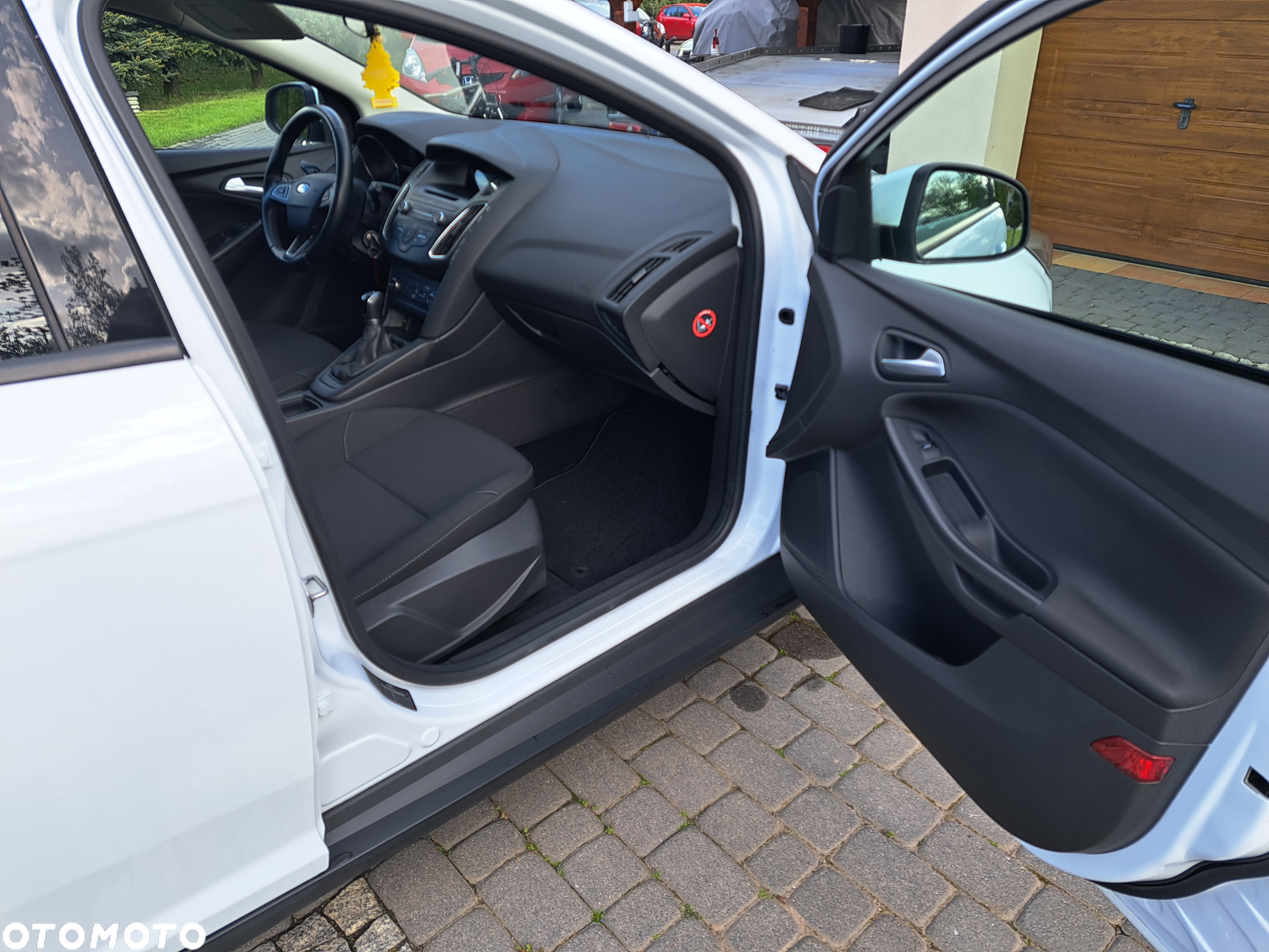Ford Focus 1.0 EcoBoost Trend - 8