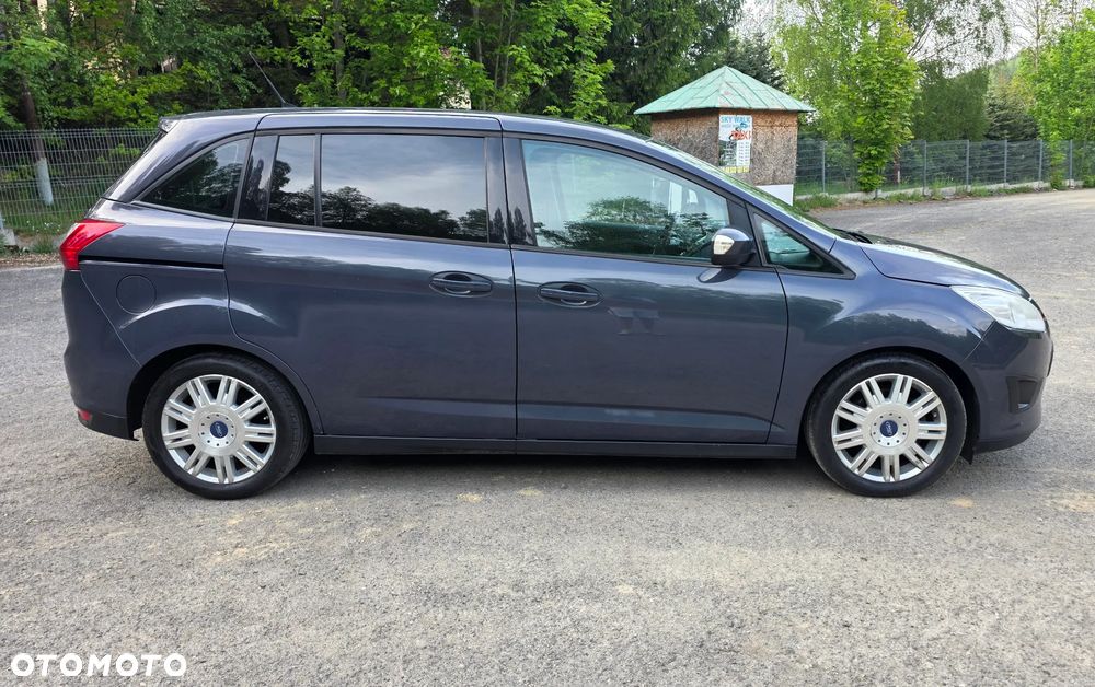 Ford Grand C-MAX - 8