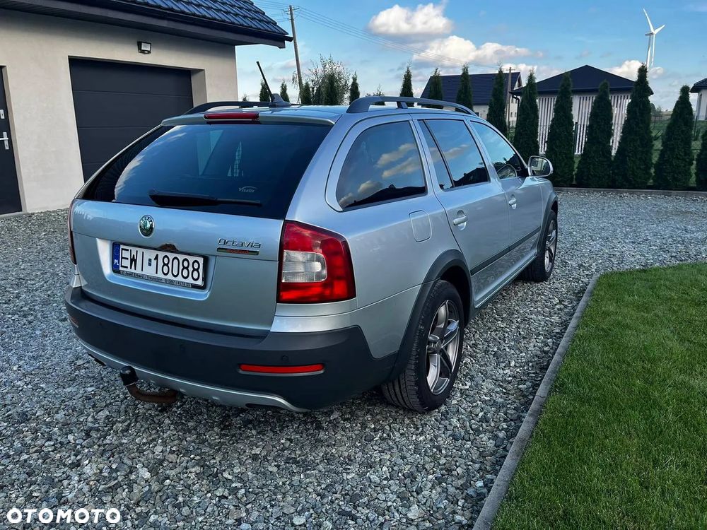 Skoda Octavia Combi 1.8 TSI 4x4 Scout - 7