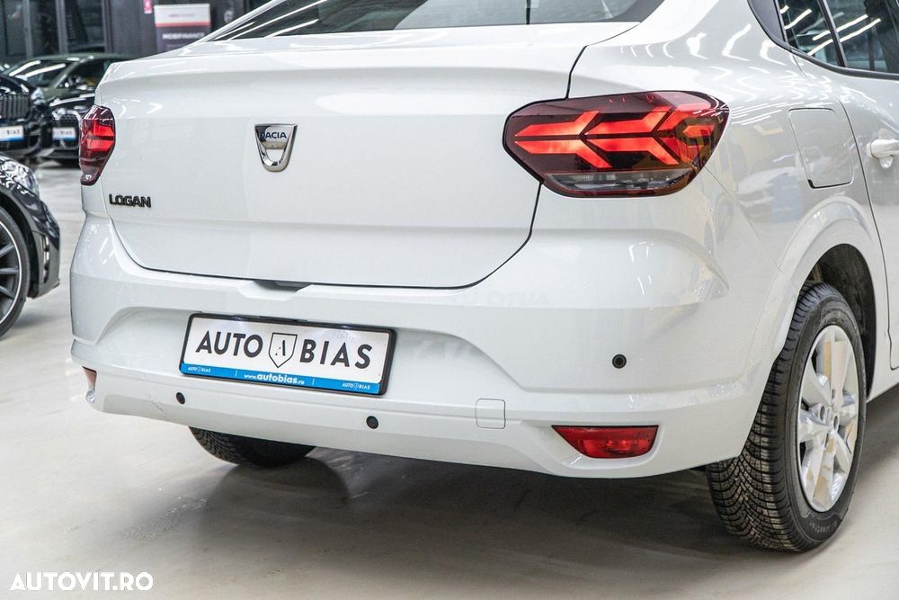 Dacia Logan TCe 90 MT6 Prestige - 13
