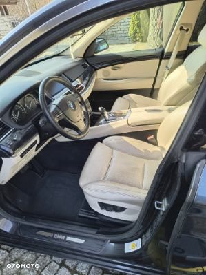 BMW 5GT - 5
