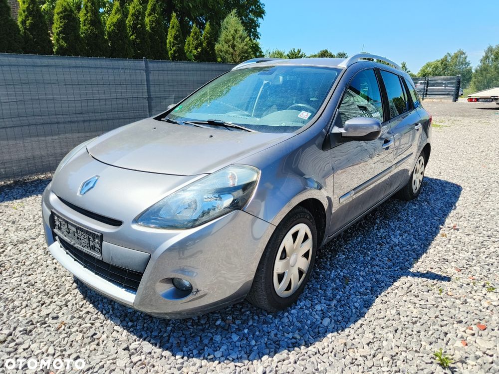Renault Clio - 2