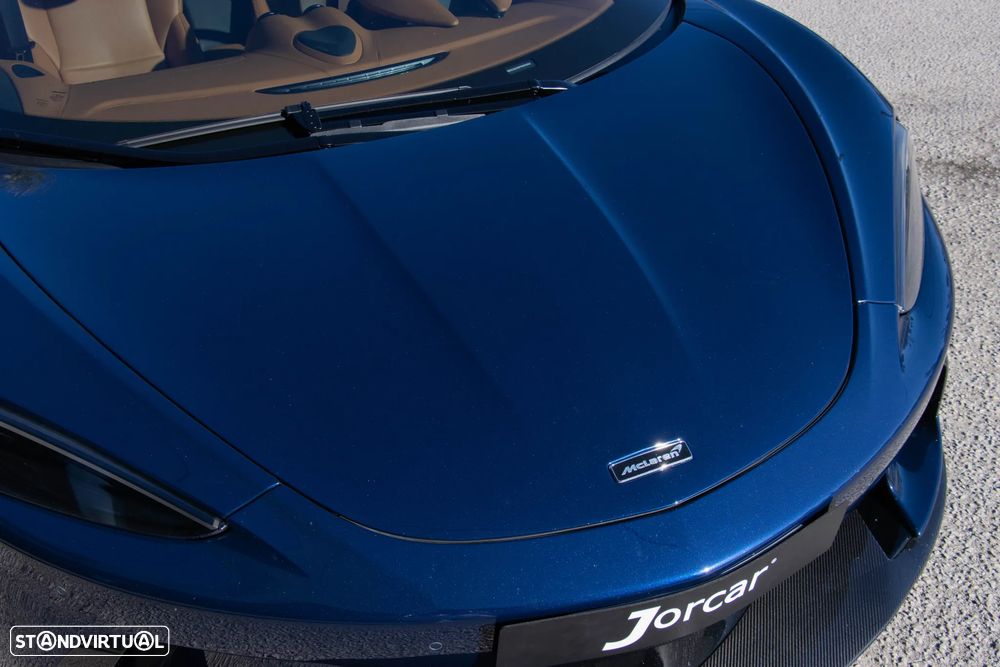 McLaren GT - 10