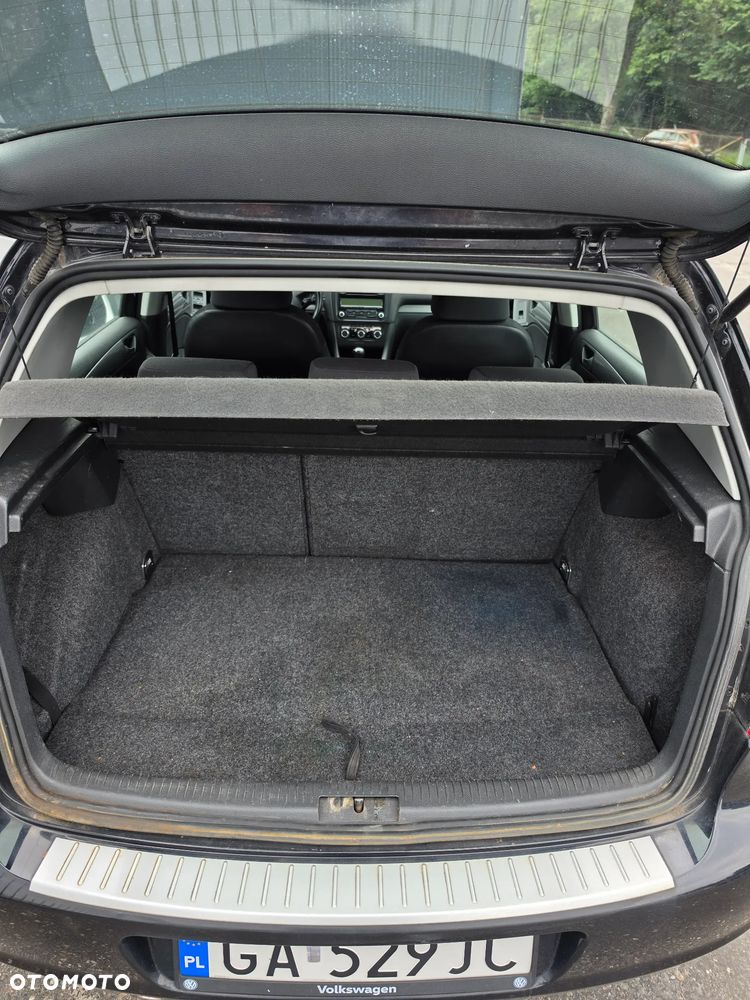 Volkswagen Golf - 8