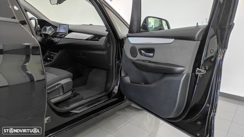 BMW 216 Active Tourer d Advantage - 21