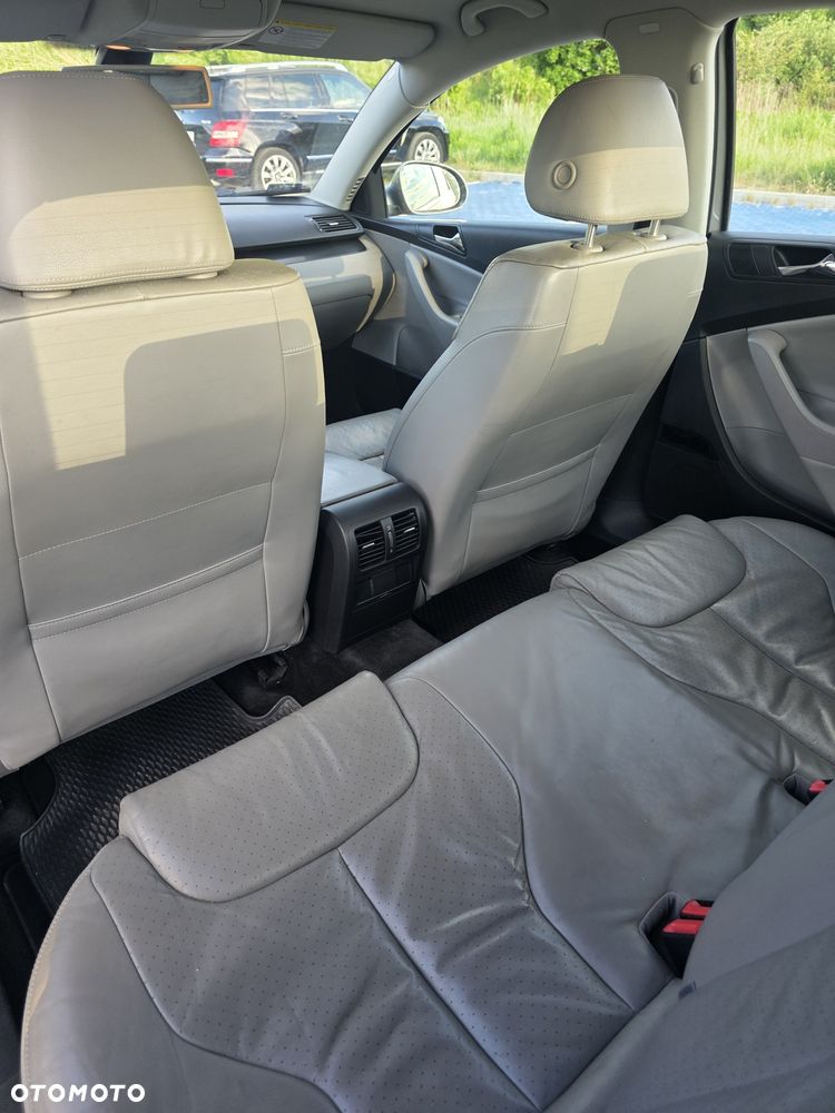 Volkswagen Passat - 6